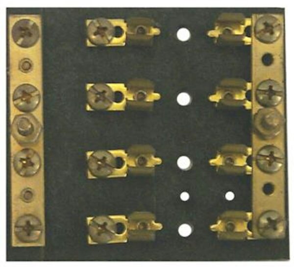 Hot Feed/Common Ground Fuse Block - Image 3